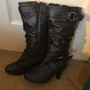 Woman’s Top Moda boots size 8.5